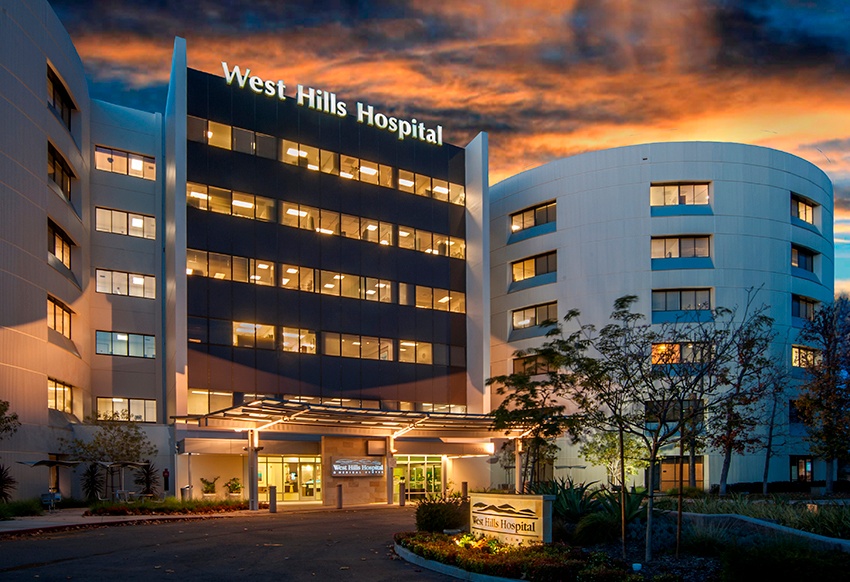 What trauma level is West Hills Hospital?